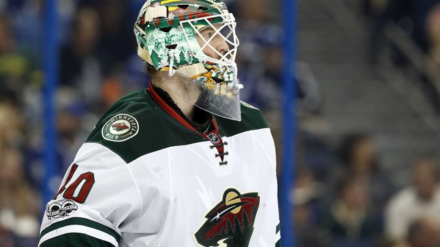 Watch: Dubnyk sprawls out to make Hasek-like save on Nyquist