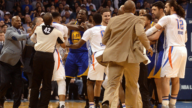 Thunder-Dubs game gets heated with skirmish involving Curry, Westbrook