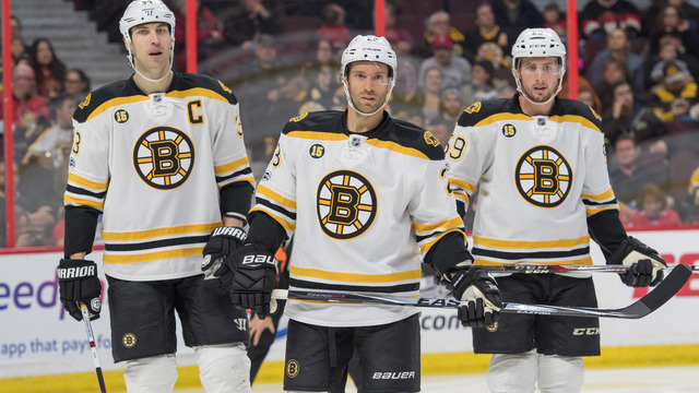 Bruins' Cassidy laments 'egregious' late penalty call on Moore