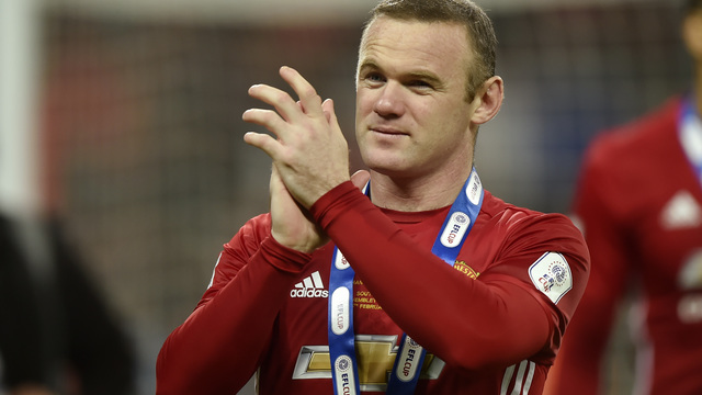Report: West Ham ready to pounce if United sanctions Rooney exit