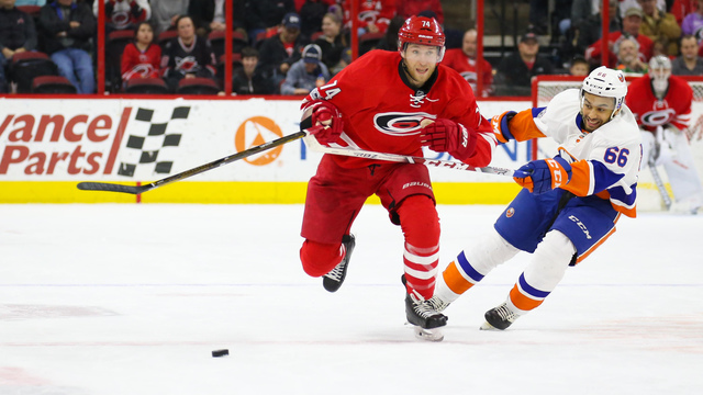 Report: Hurricanes show interest in Ho-Sang, Puljujarvi