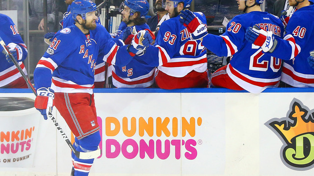 Watch: Nash beats Greiss with individual effort goal