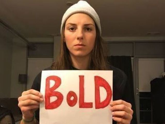 U.S. women's hockey team shows solidarity with 1-word statements