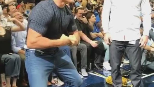 Miocic, Dos Santos have pose-off at Mavericks game