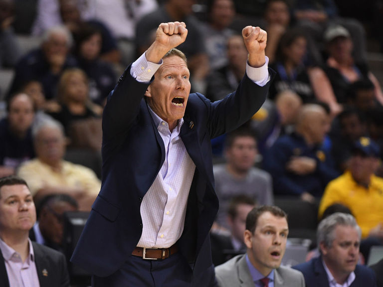 Gonzaga's Mark Few Honored As Naismith Coach Of The Year | TheScore.com