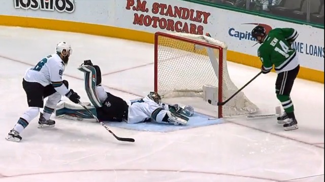 Benn, Stars work faceoff play to perfection