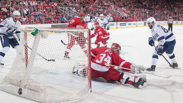 Watch: Kucherov strikes in overtime, keeping Lightning in hot pursuit