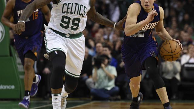 Crowder disses Suns for celebrating 70-point effort, Booker fires back