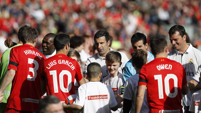 Look: Liverpool, Real Madrid legends gather for charity match