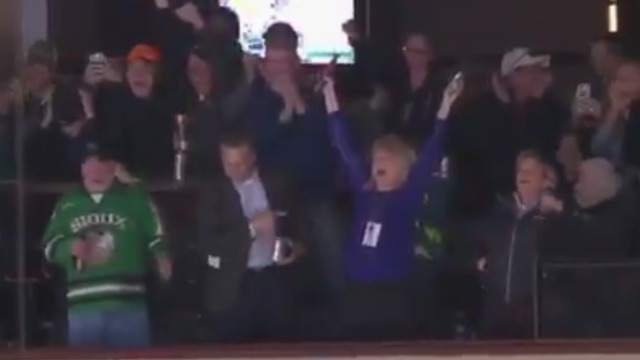 Watch: Boeser's family celebrates his 1st NHL goal
