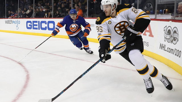Bruins jump back into playoff spot with massive win over Islanders