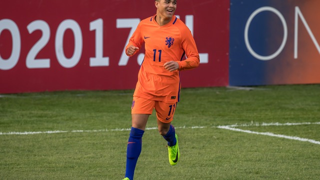 Watch: Kluivert humiliates defender, gives Dutch fans something to hope for