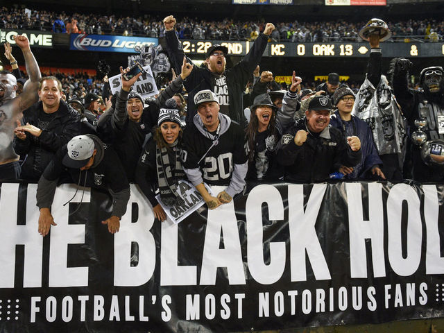 Report: NFL monitoring air quality ahead of Raiders' game vs. Chargers