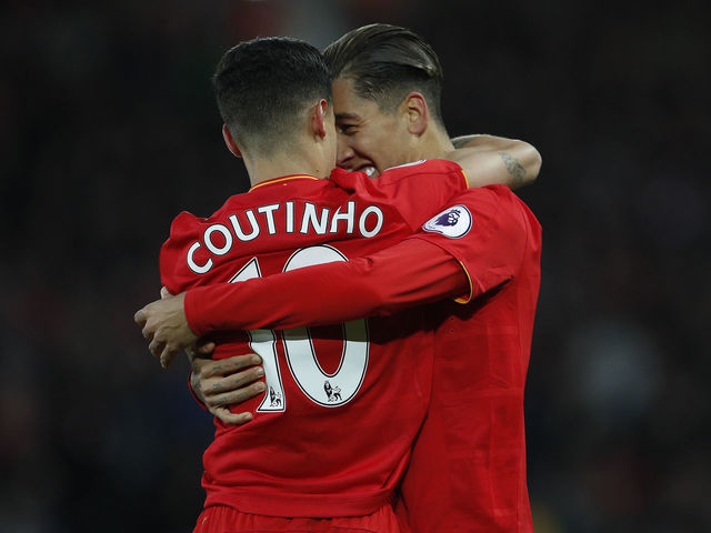 Report: Liverpool hires private jet to return Coutinho, Firmino
