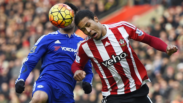 Report: Van Dijk set for Chelsea move; Southampton eyeing Liverpool's Sakho