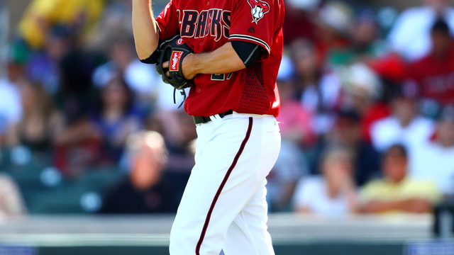 Greinke's velo woes persist in final spring start