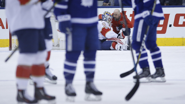 Reimer forced from game after Boyle clips him in the head
