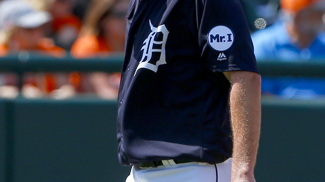 Tigers release Pelfrey despite $8M remaining on deal