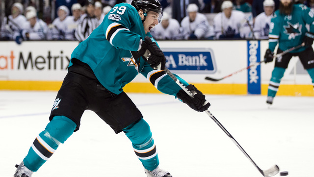 Sharks' Couture to miss at least 3 more games with facial injury