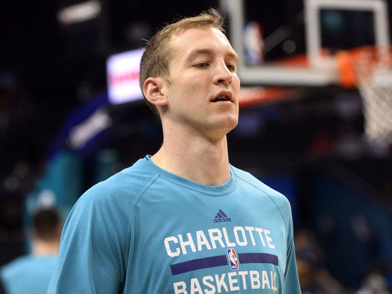 Watch Zeller skies over Jokic for poster dunk