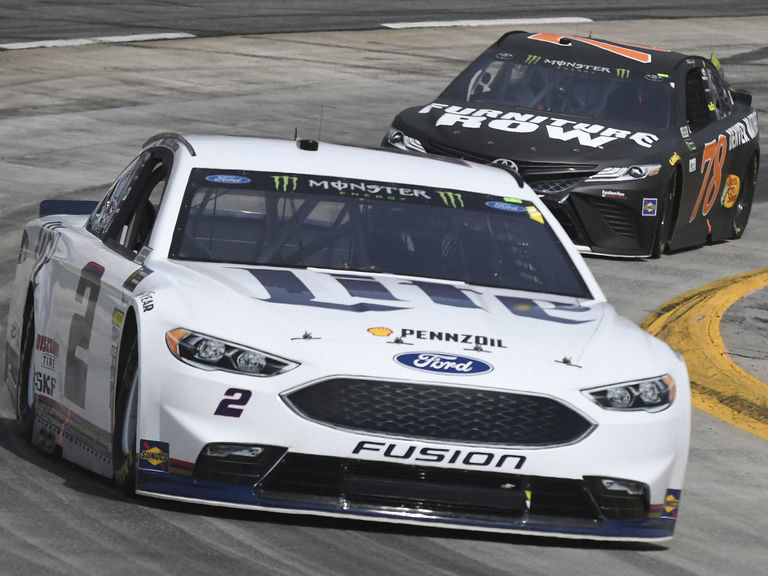 Keselowski pulls away and wins at Martinsville