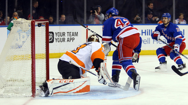 Flyers become 1st team to miss playoffs despite 10-game win streak