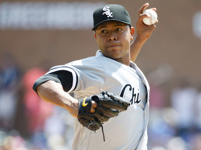 Report: Brewers have begun background work on Quintana, Gray