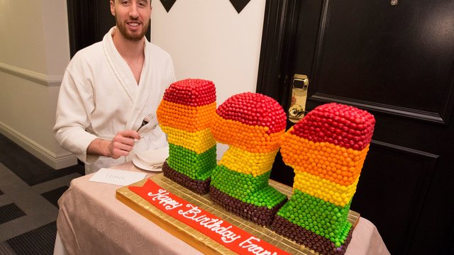 Frank Kaminsky celebrates birthday exactly how you'd expect