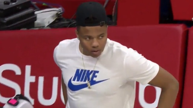 Top prospect Markelle Fultz arrives at Sixers game