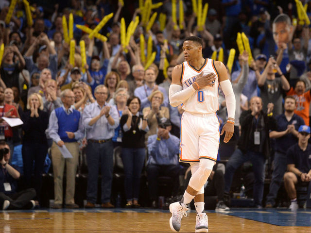 Watch: OKC fans give Westbrook standing ovation after tying Big O