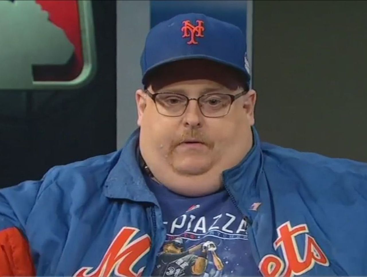 Watch Angry Mets Fan Dishes On Training Staff Watch Angry Mets Fan Dishes On Training Staff