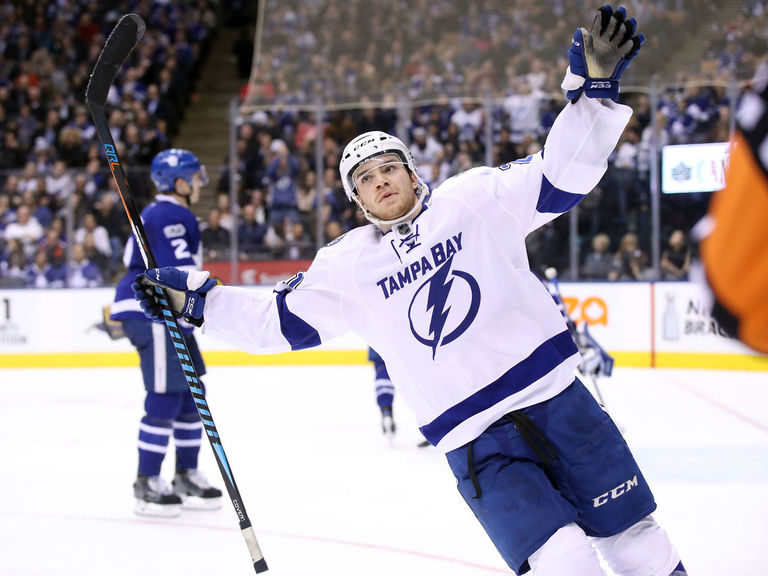 Manning: 'odell looked healthy seemed to be his old self' at Breaking down 3 teams' routes to the East's last playoff spot