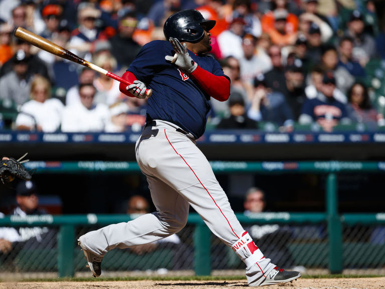 Watch: Panda hits 3-run shot for 1st home run of season | theScore.com