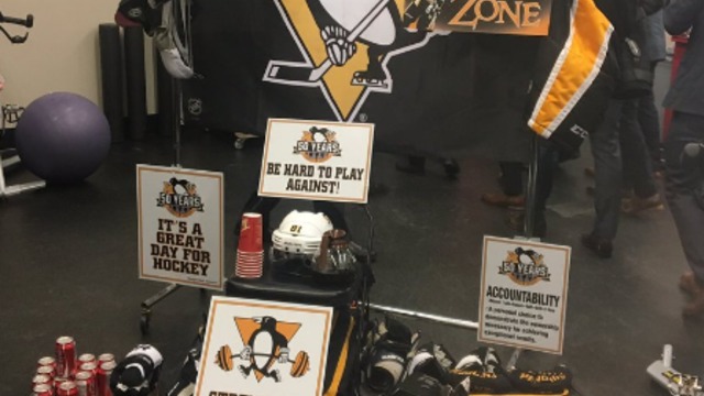 Malkin pranks Kessel with 'The Phil Zone' at Pens' practice facility