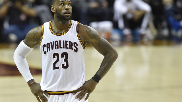 LaVar expects LeBron to join Lakers next summer to play with Lonzo