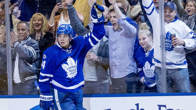 Watch: Auston Matthews scores 1st career playoff goal