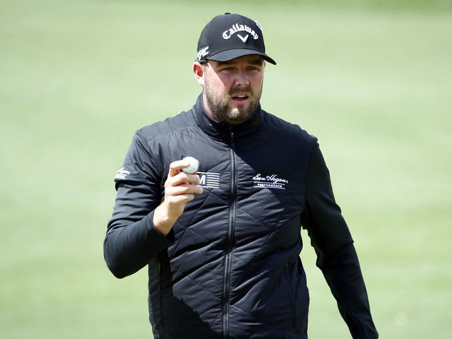 Watch: Leishman uses slope to make eagle at No. 7
