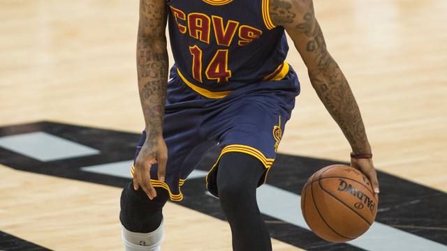 Cavaliers waive DeAndre Liggins days before end of season