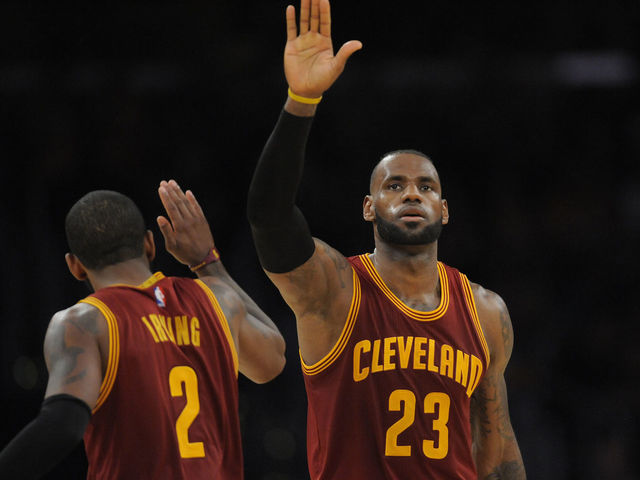 Did Kyrie unfollow LeBron on Instagram?