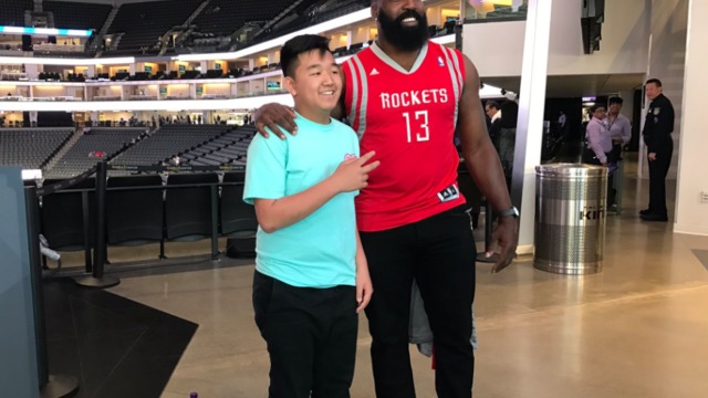 Look: Fake James Harden makes appearance at Kings arena