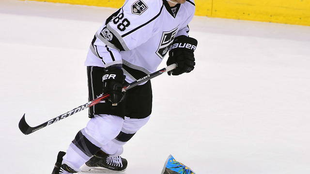 Watch: Iginla records 1,300th career point on Brown goal