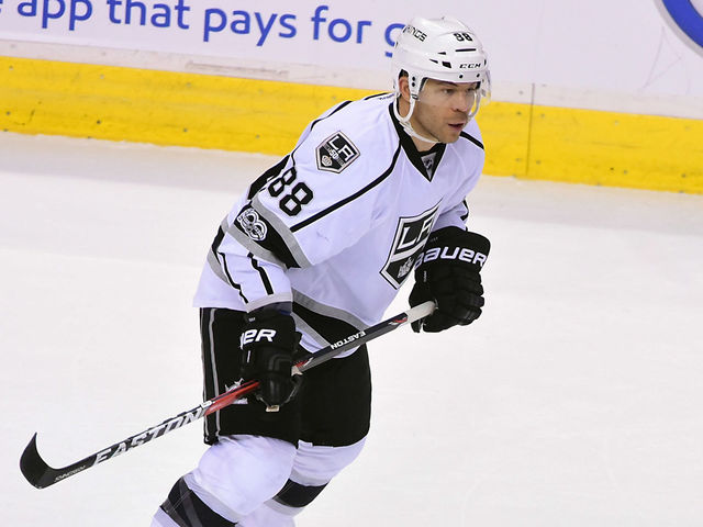 Watch: Iginla records 1,300th career point on Brown goal