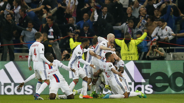 Watch: Fabri's howler gifts Lyon victory with 2 goals in 2 minutes