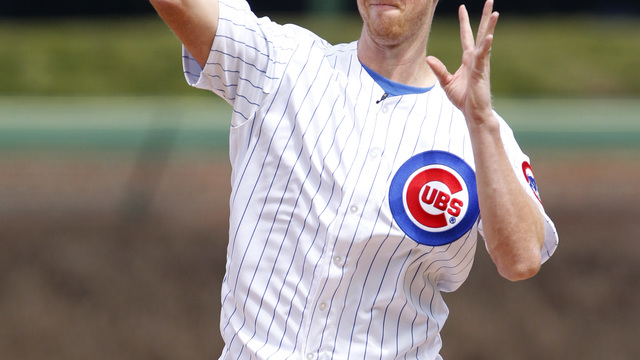 Watch: Bears' Glennon sings 7th inning stretch at Cubs game
