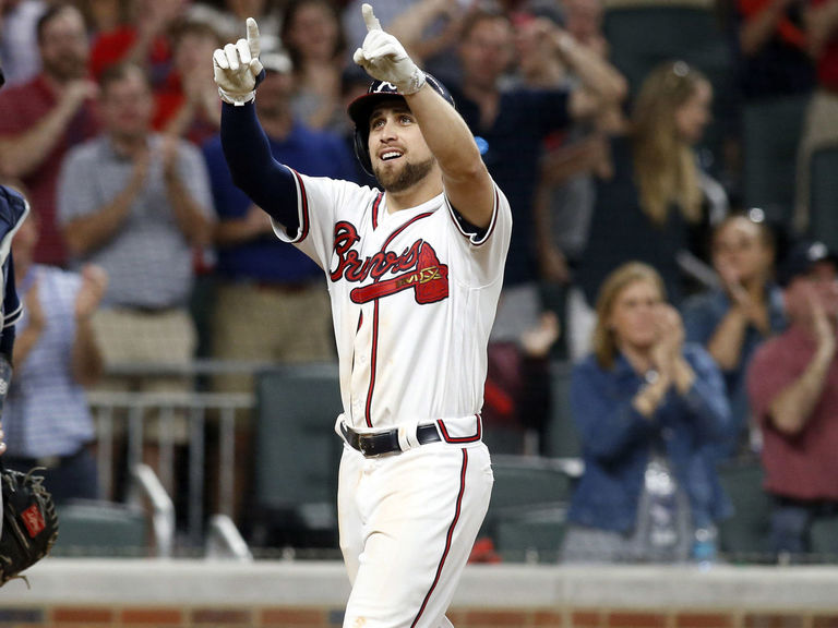 Watch Braves' Inciarte records SunTrust Park's 1st out, hit, run, HR