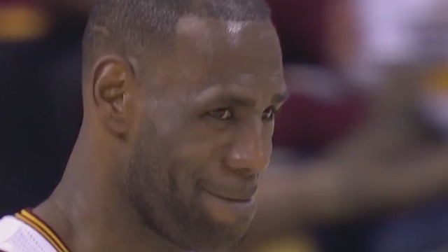 Watch: LeBron can't avoid painfully obvious travelling call