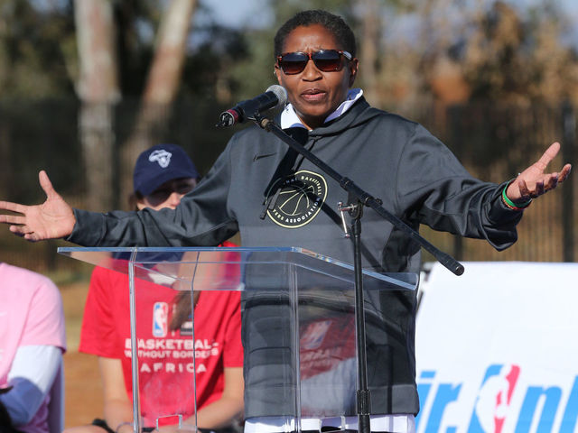 NBPA's Roberts slams Knicks again over Melo treatment