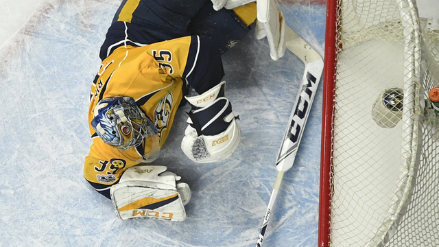 Watch: Rinne makes desperation save off weird bounce to thwart Blackhawks