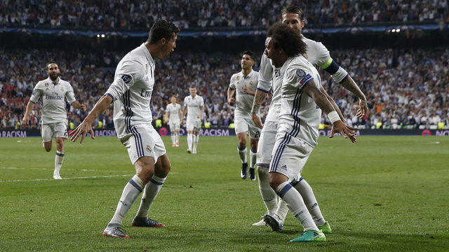 Ronaldo nets contentious hat-trick as Real Madrid reaches semi-finals again