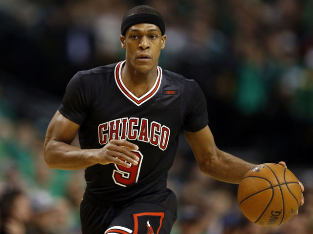 Report: Rondo held secret workout to test thumb for possible Game 5 return
